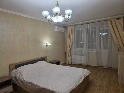 2-к квартира, 3/10 эт., 79м²