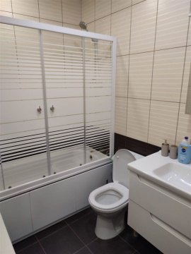 1-к квартира, 2/3 эт., 64м²