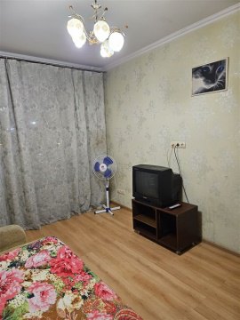 3-к квартира, 6/15 эт., 74м²